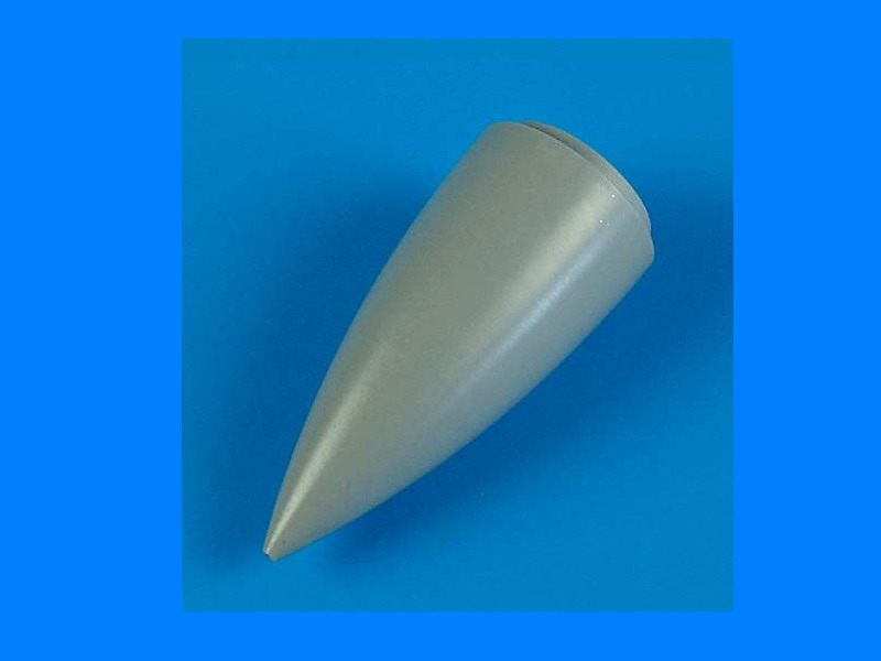 QB72383 Su-27 Flanker B correct nose 1/72